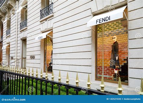 fendi paris website.